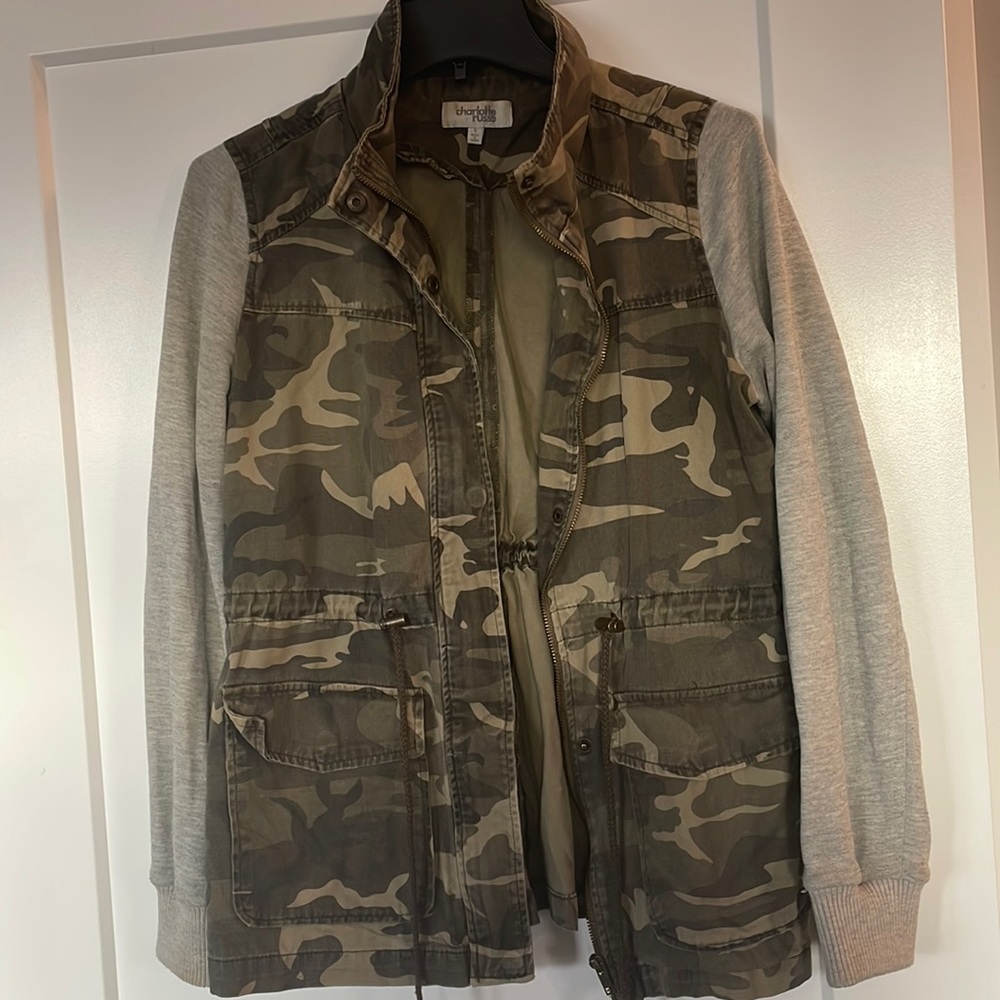 Charlotte Russe camouflage jacket with grey sweatshirt sleeves
